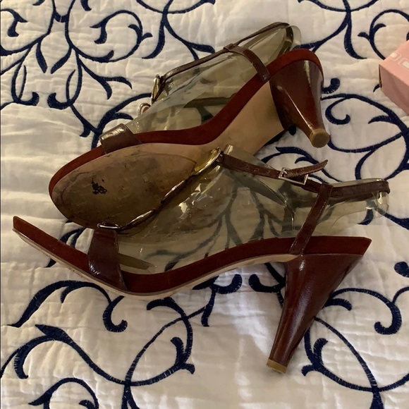 Shoes - Picture 3 of 4